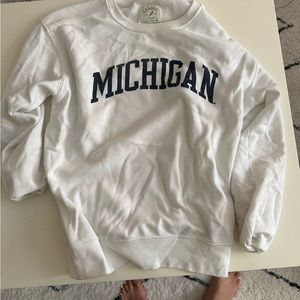 U of Michigan white sweatshirt